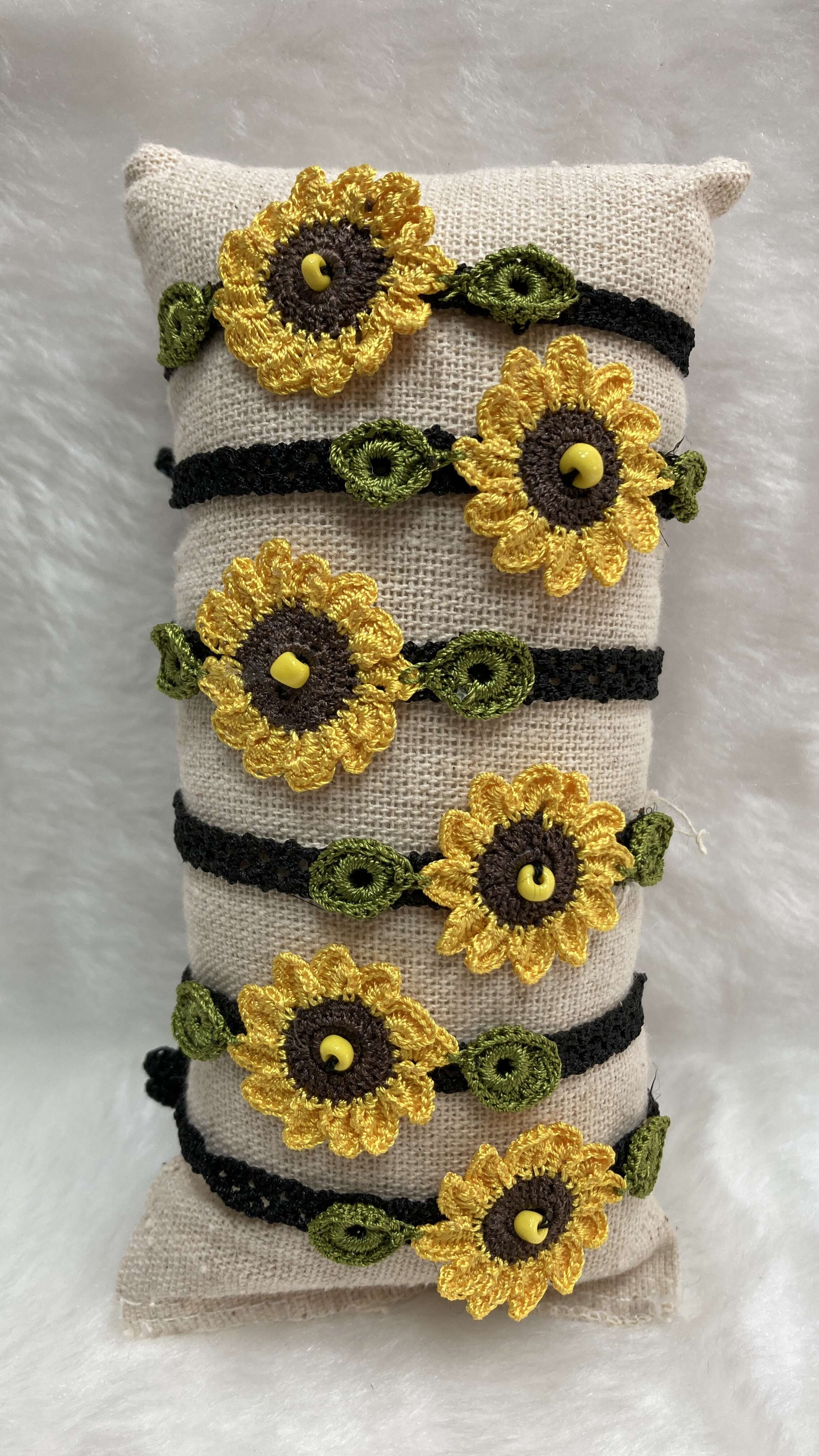 Tığ Oyası Ay Çiçeği Bileklik